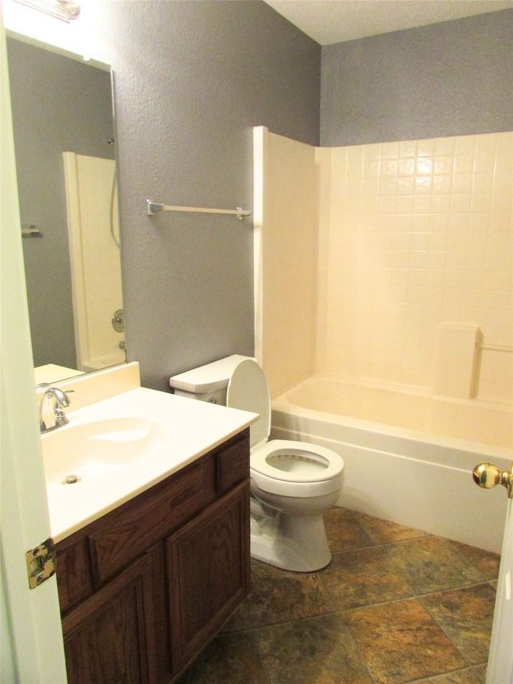 6702 Canyon Creek Dr - Photo 6 of 12