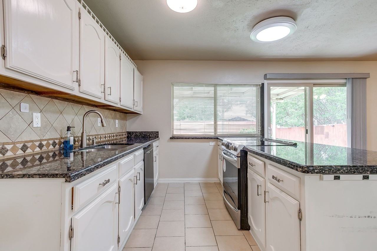5316 N Colony Blvd - Photo 7 of 19
