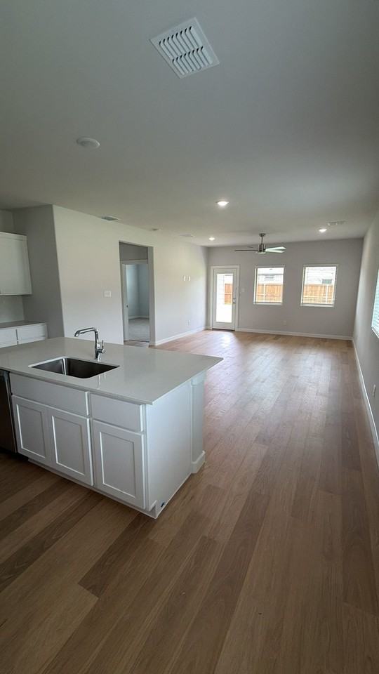 888 Sunflower Rd - Photo 4 of 16