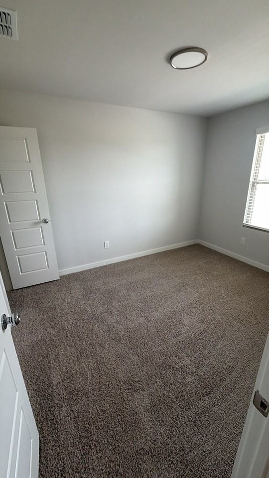 964 Dahlia Dr - Photo 7 of 16