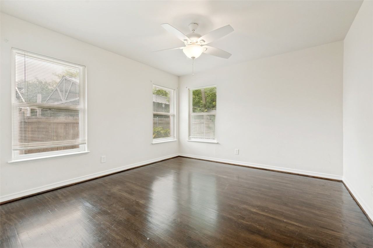 2414 San Medina Ave - Photo 7 of 12