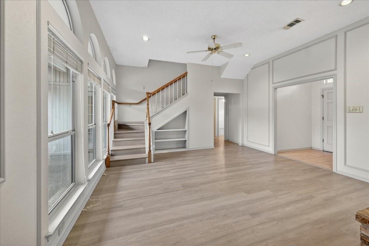 3509 Edgehill St - Photo 7 of 40
