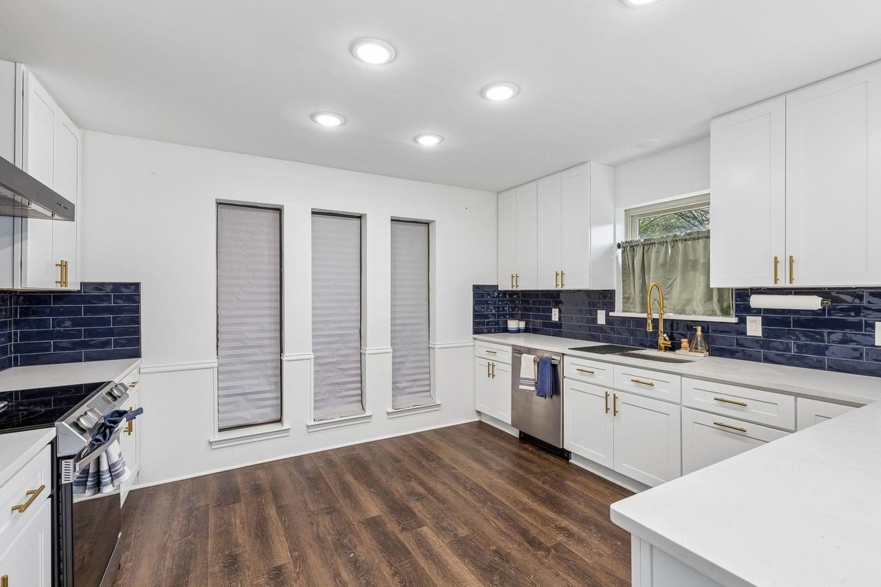 7166 Teresita Trl - Photo 7 of 23