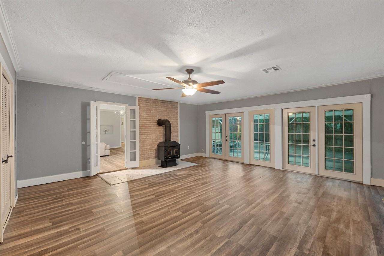 518 Fairway Rd - Photo 6 of 26