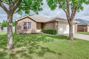 featured image of 3705 Hermalinda Dr
