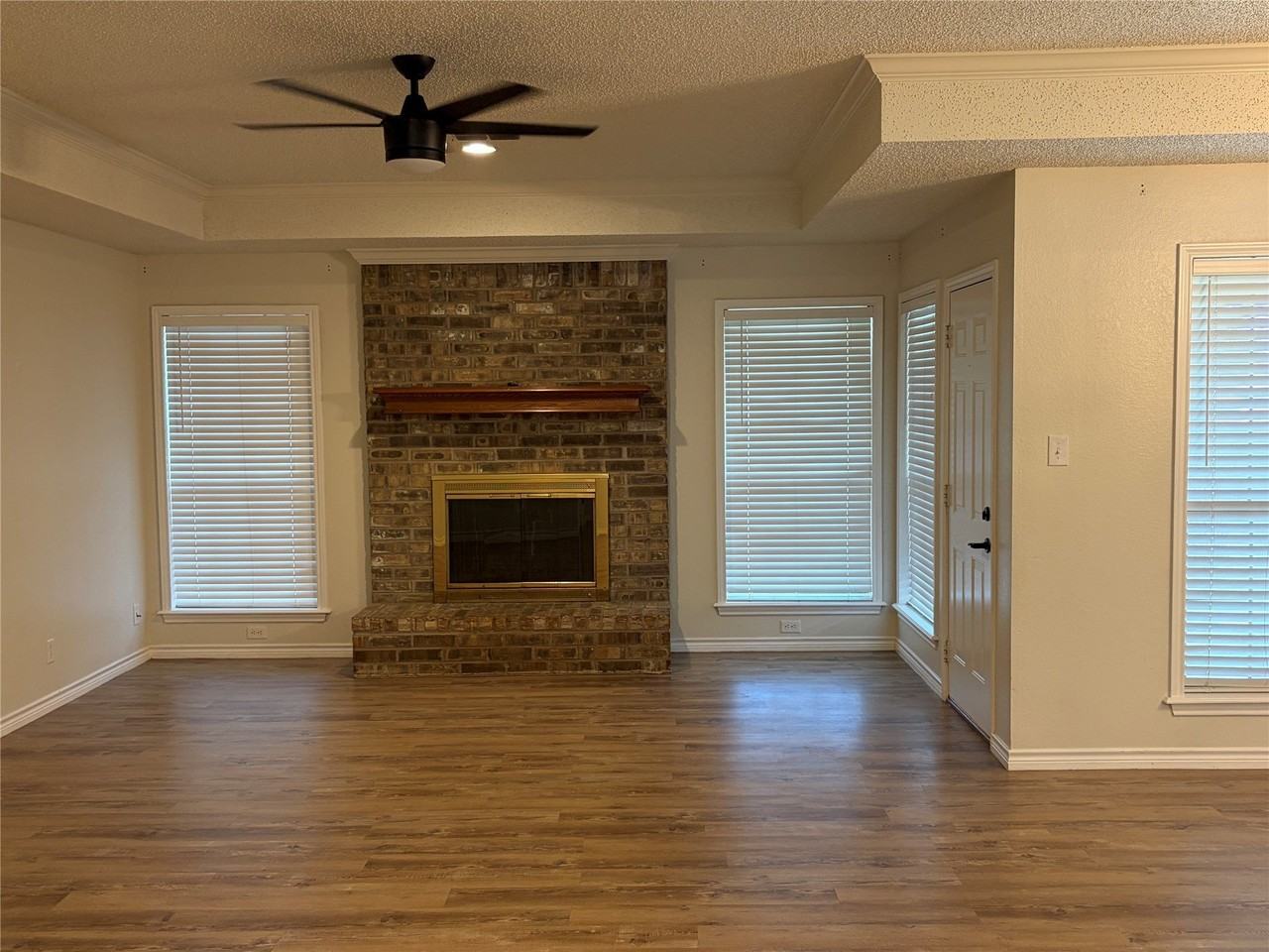 5180 Western Plains Ave - Photo 3 of 31