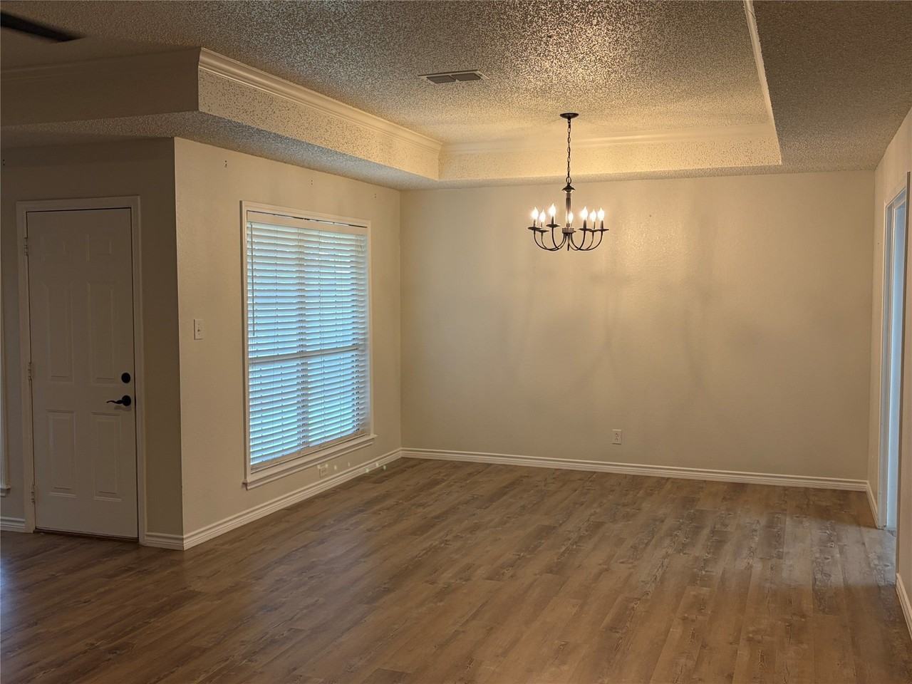 5180 Western Plains Ave - Photo 6 of 31