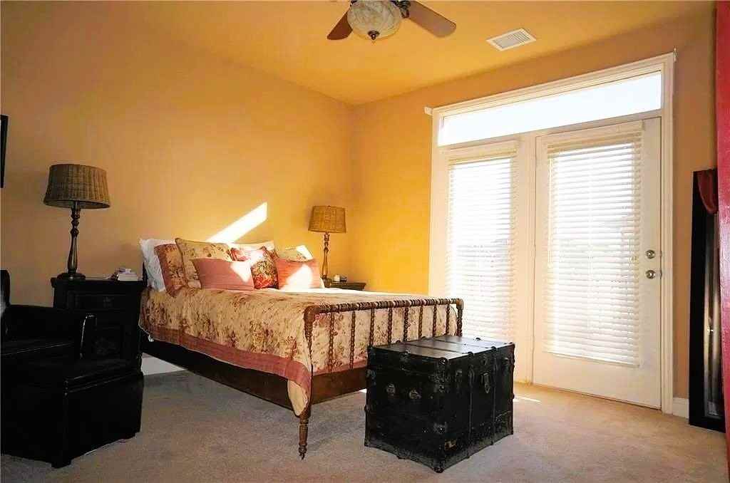 5733 Pantheon Ct - Photo 6 of 9