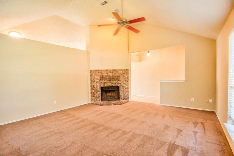 1410 Flameleaf Dr - Photo 4 of 28