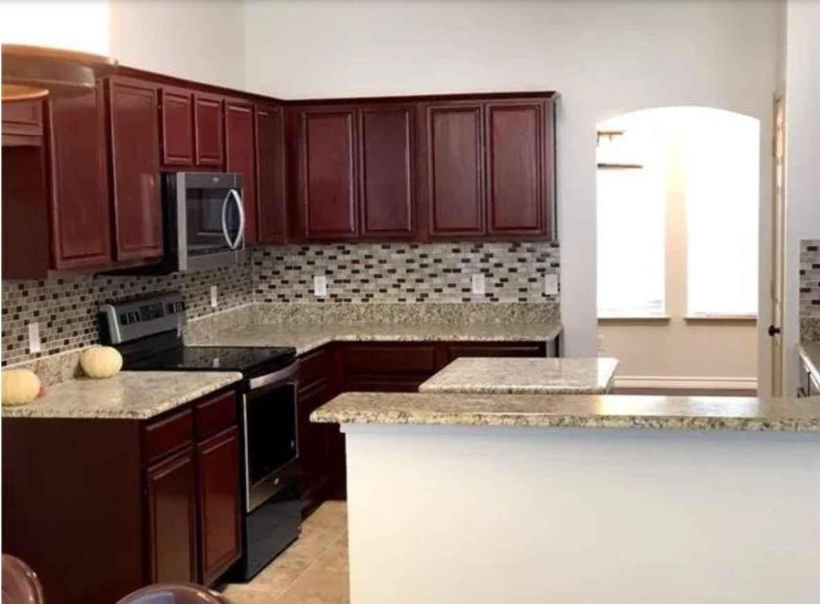 3404 Potomac Dr - Photo 3 of 10
