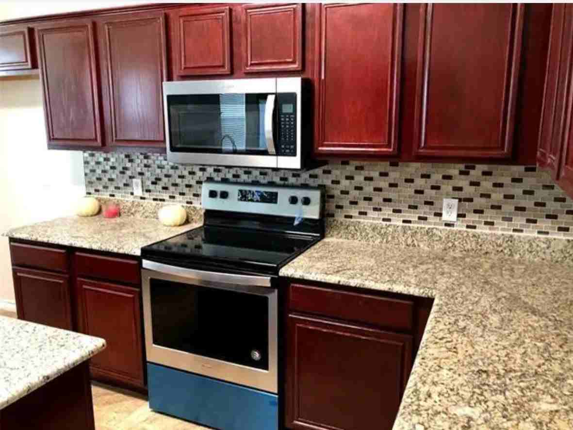 3404 Potomac Dr - Photo 5 of 10