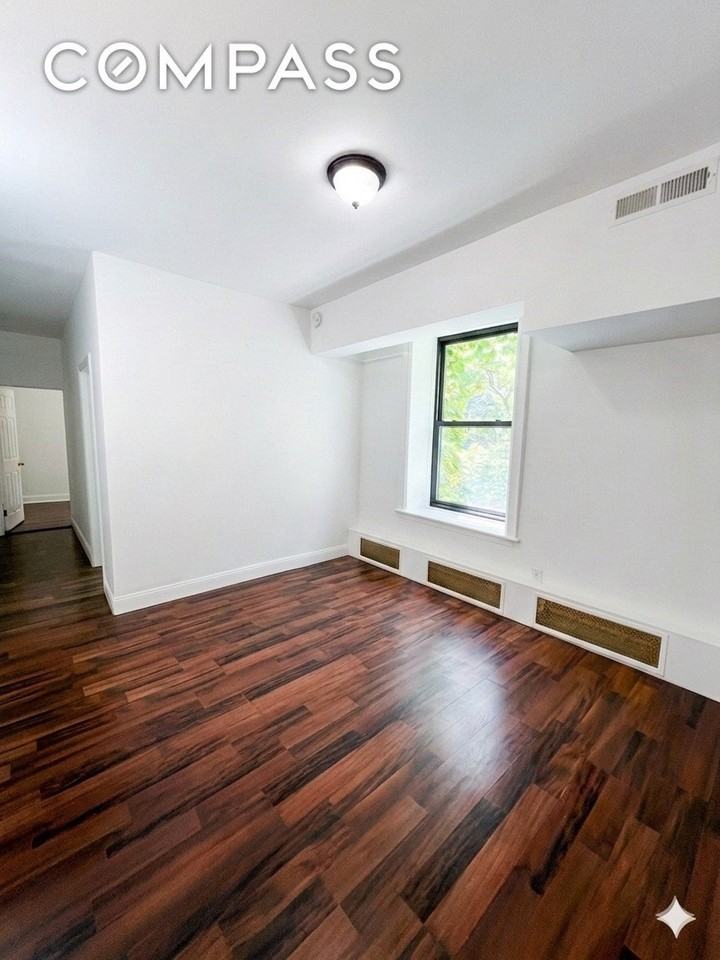 544 W 157th St #1B - Photo 2 of 7