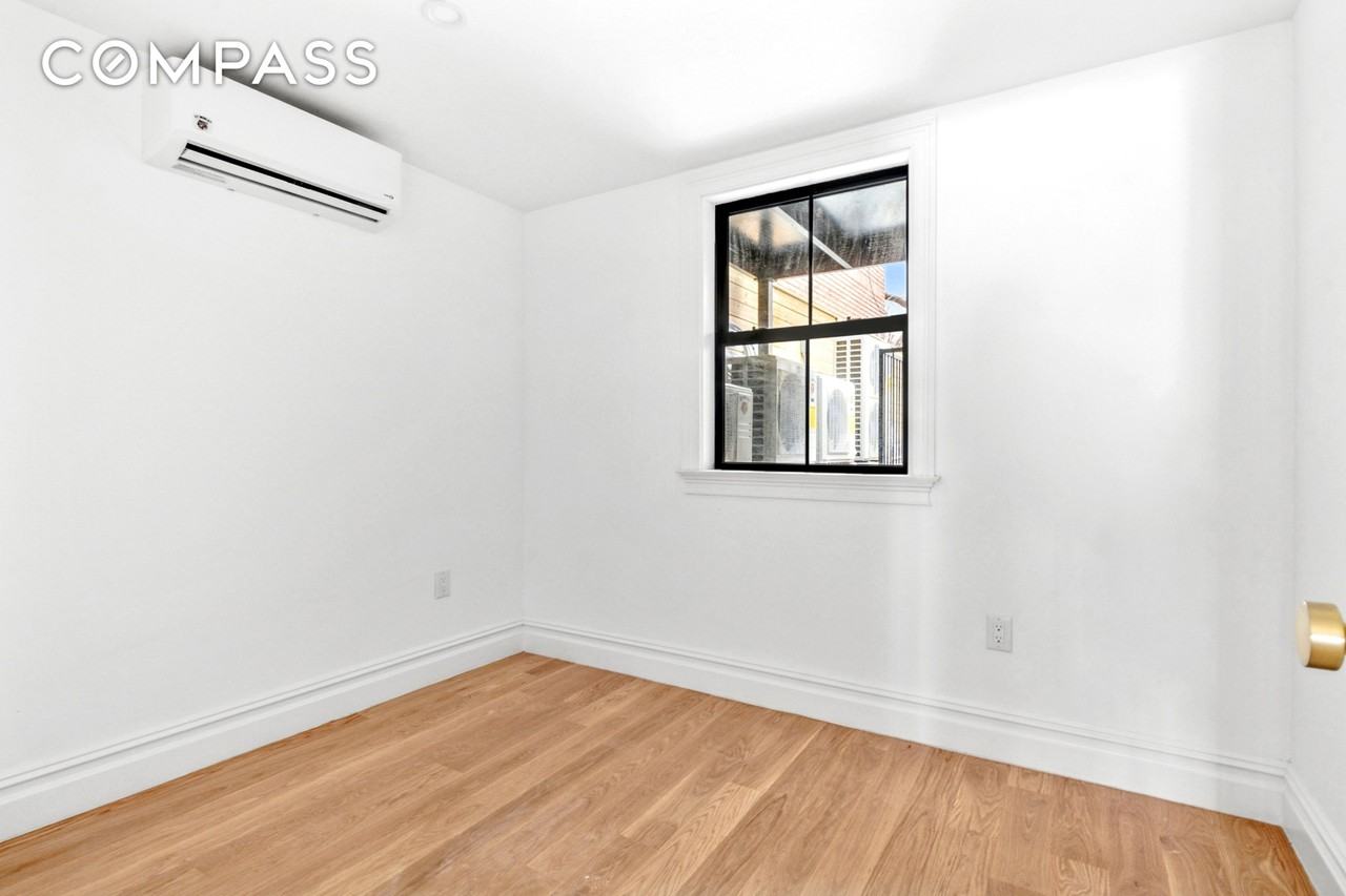 90 Putnam Ave #1 - Photo 6 of 12