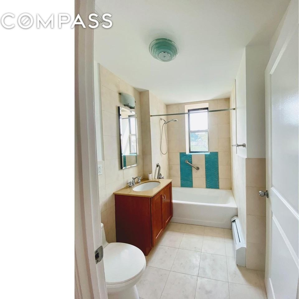 2601 Frederick Douglass Blvd #PH1 - Photo 4 of 24