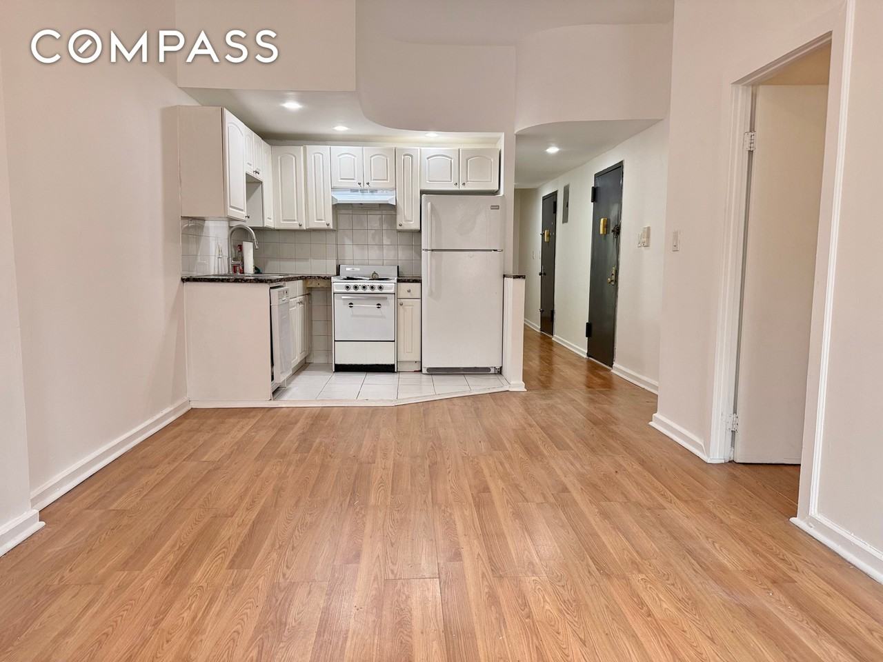 1999 3rd Ave #2B - Photo 5 of 18