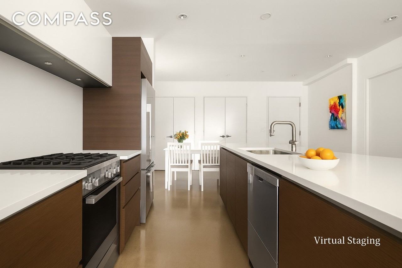 427 E 12th St #2B - Photo 3 of 8