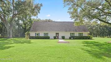 featured image of 2407 E Broussard Rd
