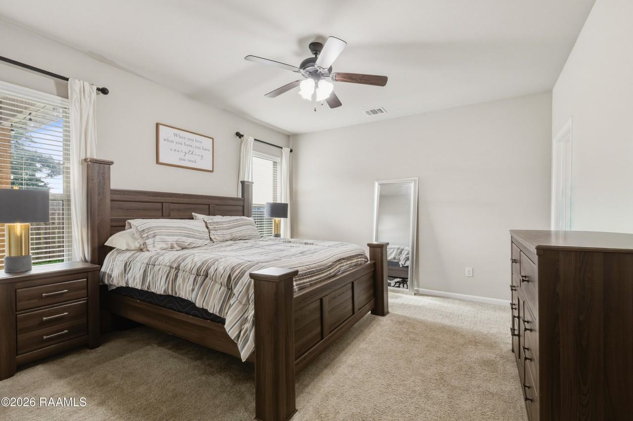 121 Gentle Crescent Ln - Photo 6 of 11