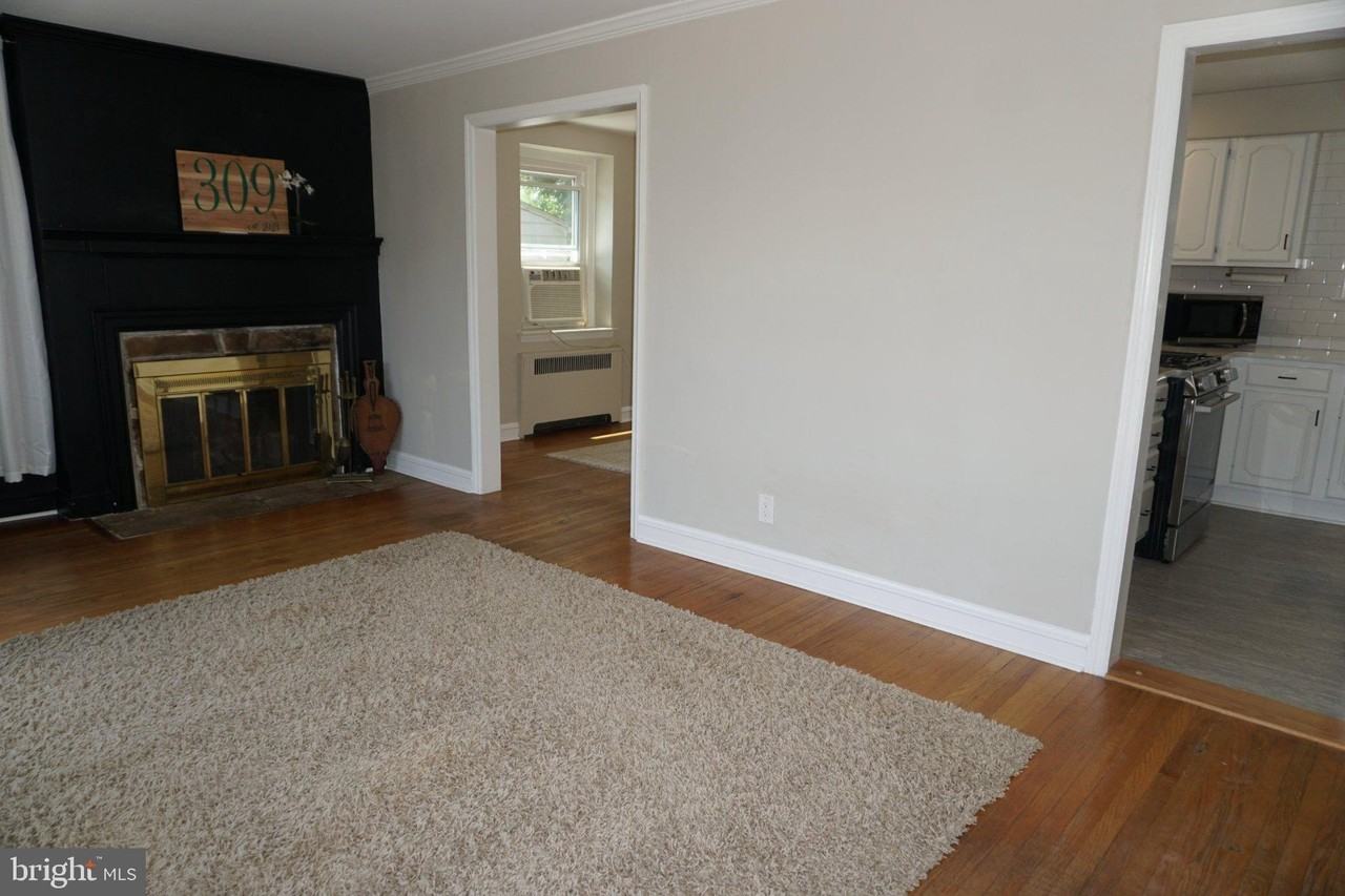 309 Stonehurst Dr - Photo 3 of 29