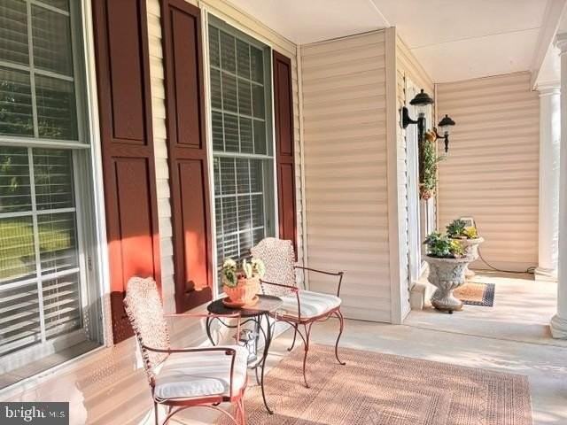17277 Kettlebrook Lndg - Photo 4 of 50
