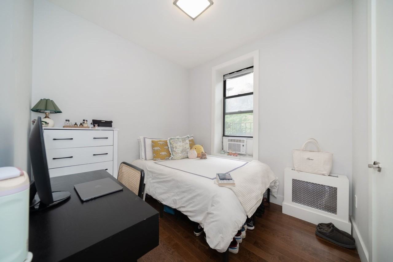 798 9th Ave #2R - Photo 5 of 12