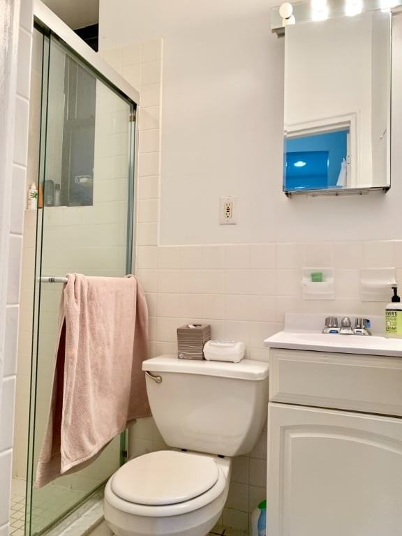 224 E 27th St #1C - Photo 6 of 6