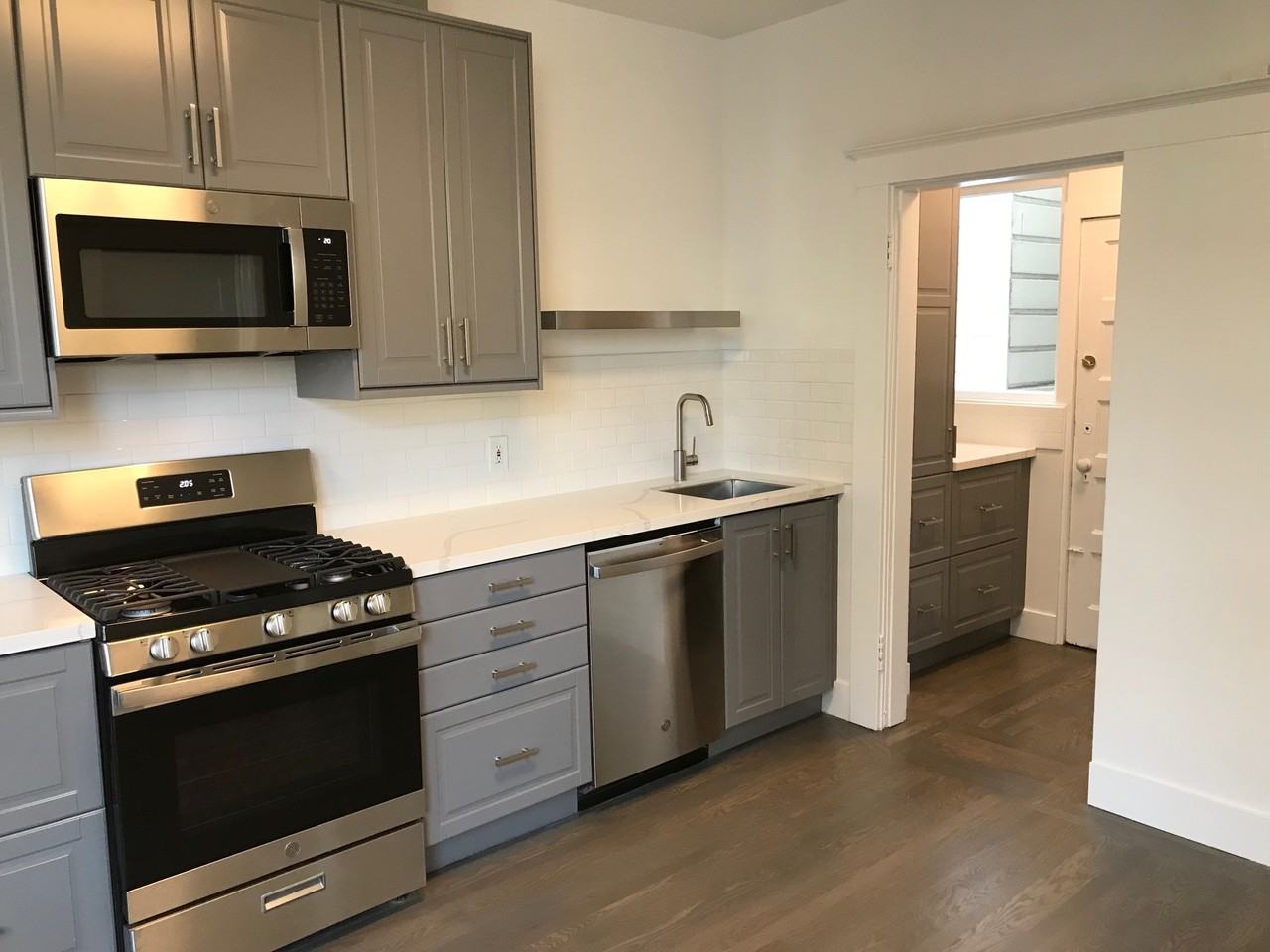 1224 7th Ave #4 - Photo 2 of 17