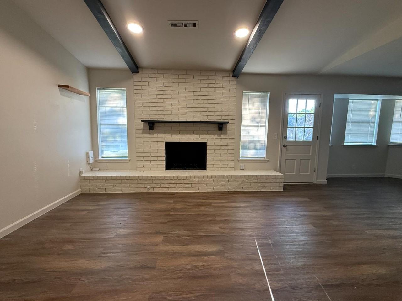 1800 S Pecan Ave - Photo 3 of 20