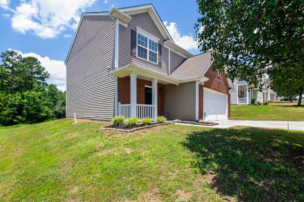 12411 Clackwyck Ln - Photo 2 of 18