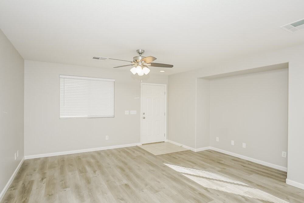 987 Monte De Oro Ave - Photo 5 of 16