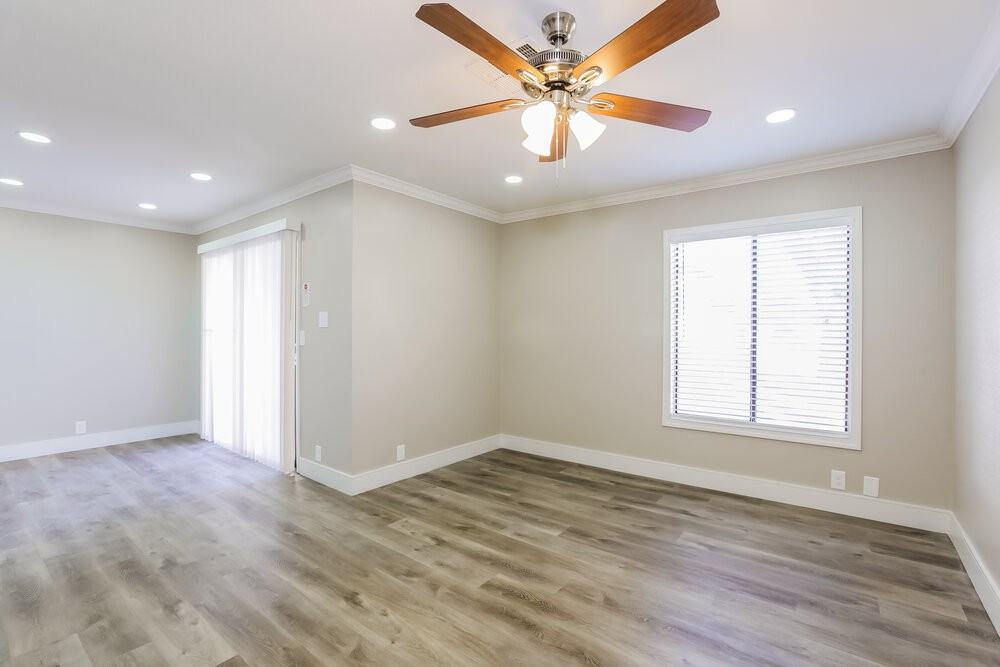 8612 Paddle Wheel Way - Photo 4 of 17