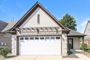 featured image of 7333 Green Ash Dr