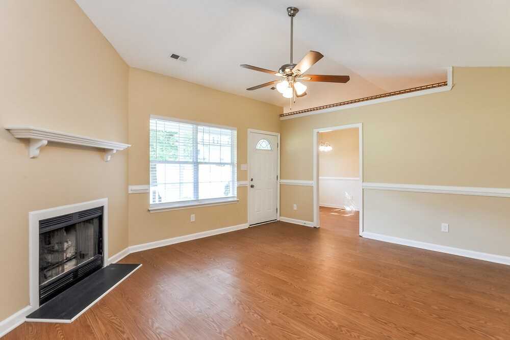 901 Perry Howard Rd - Photo 5 of 16