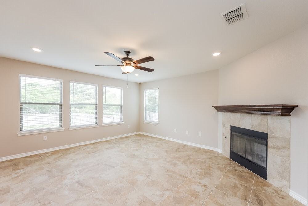 14310 Omicron Dr - Photo 5 of 17