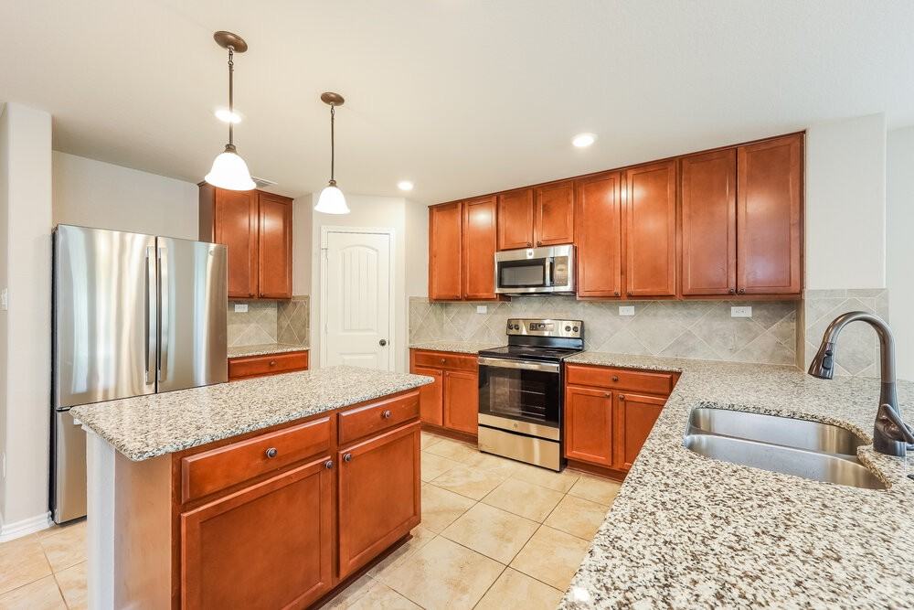 14310 Omicron Dr - Photo 6 of 17