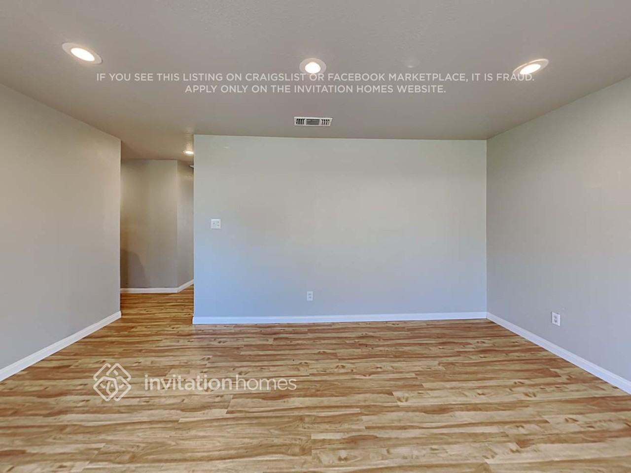 1104 Charles St - Photo 6 of 15