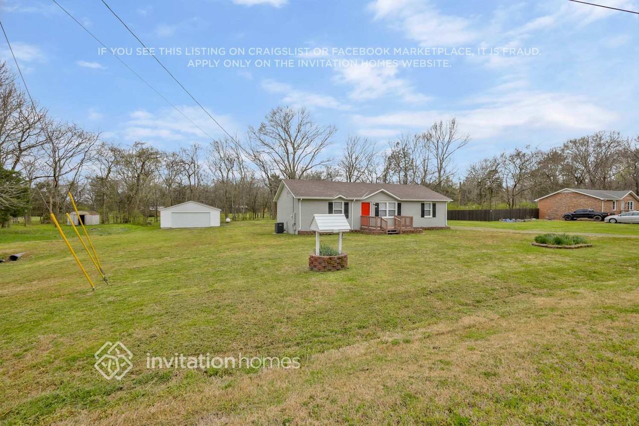 309 Edwards St - Photo 2 of 29