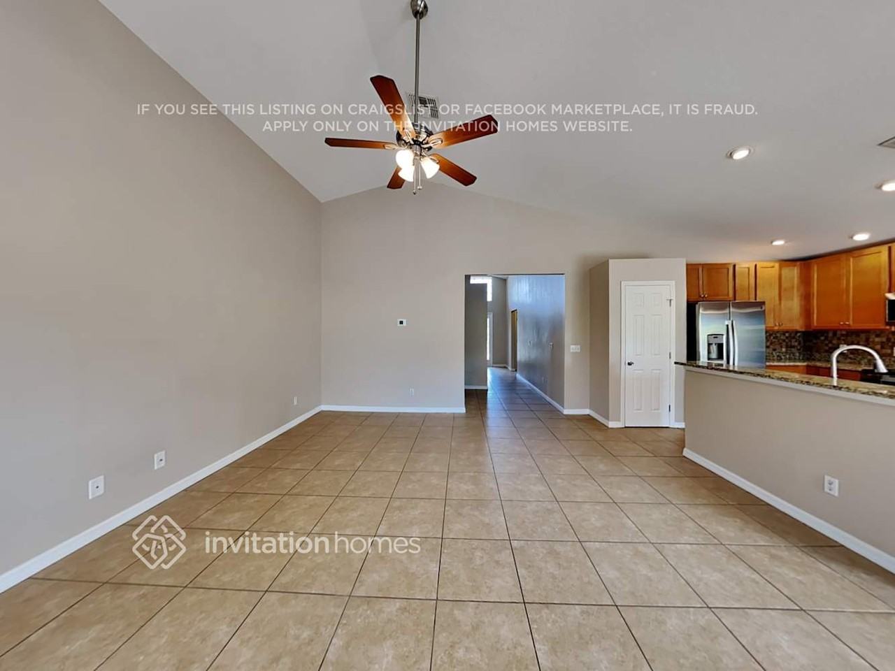 723 Berwick Dr - Photo 3 of 18