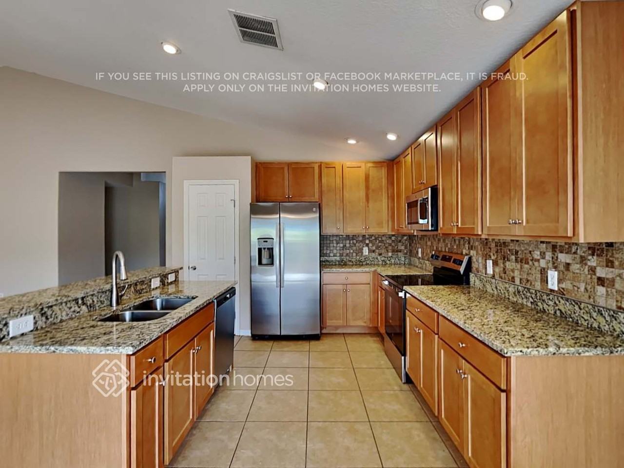 723 Berwick Dr - Photo 6 of 18