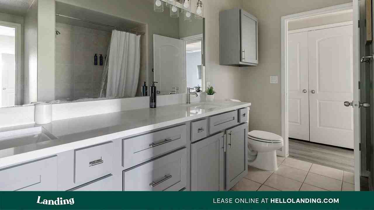 501 N. Sarah Deel Drive - Photo 5 of 50