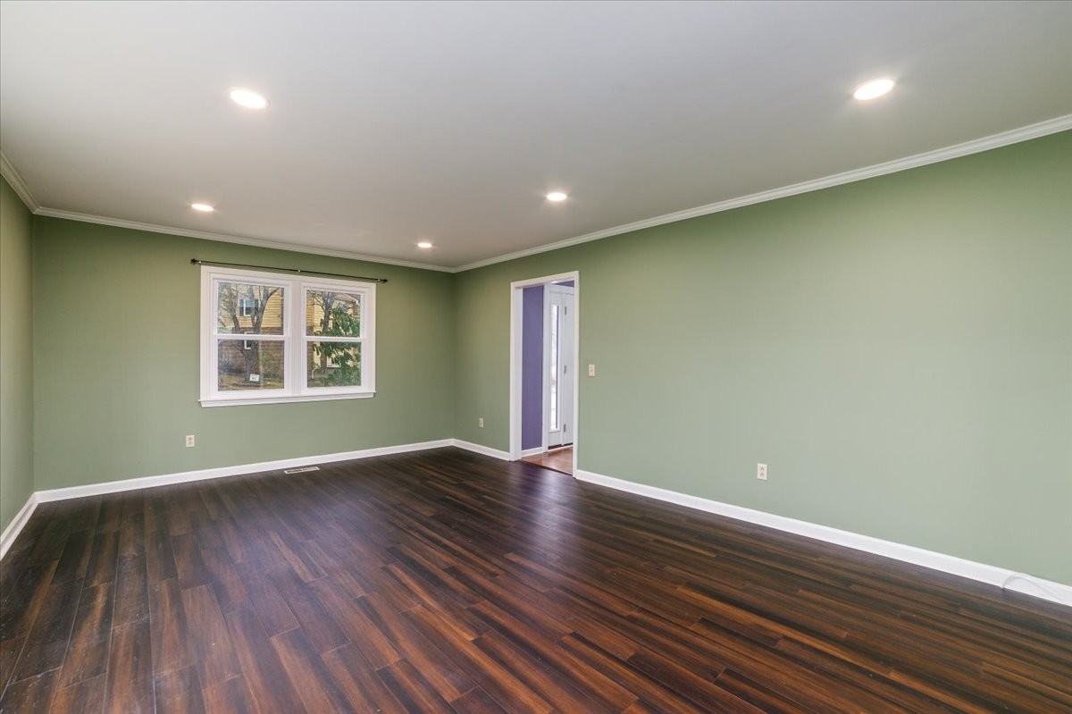 2803 Tall Oaks Drive - Photo 7 of 36