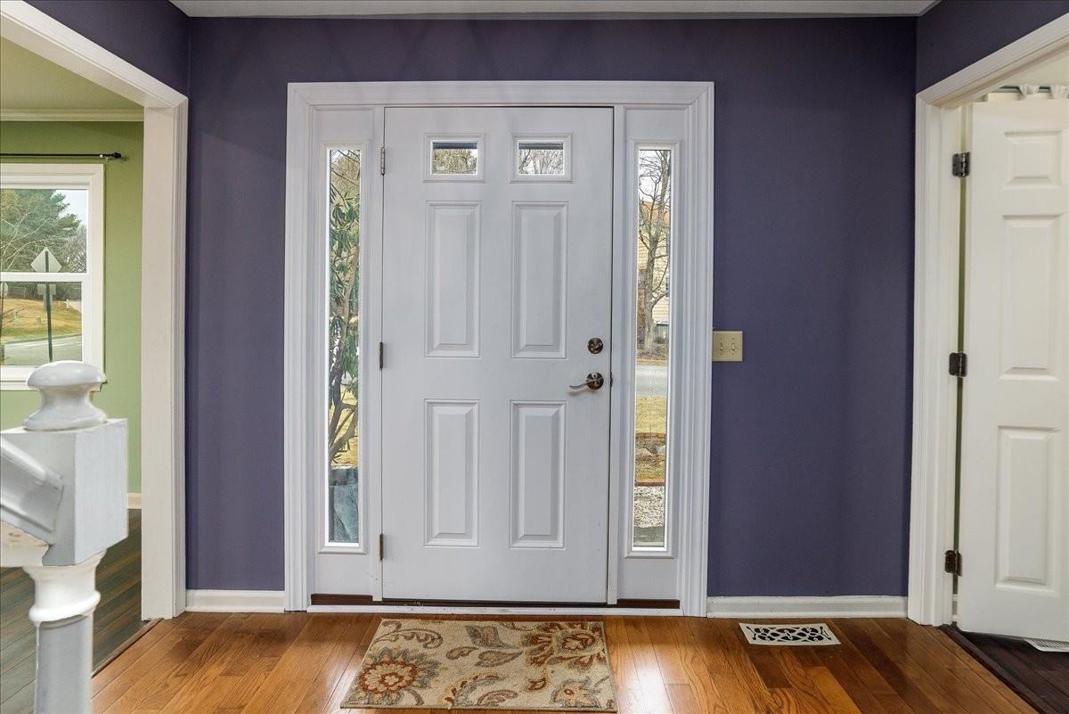2803 Tall Oaks Drive - Photo 4 of 36