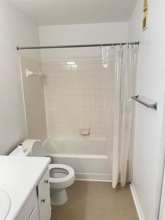 3350 Pinewalk Drive North #1426 - Photo 5 of 5