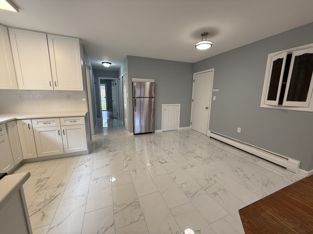 Olinville Ave - Photo 6 of 13