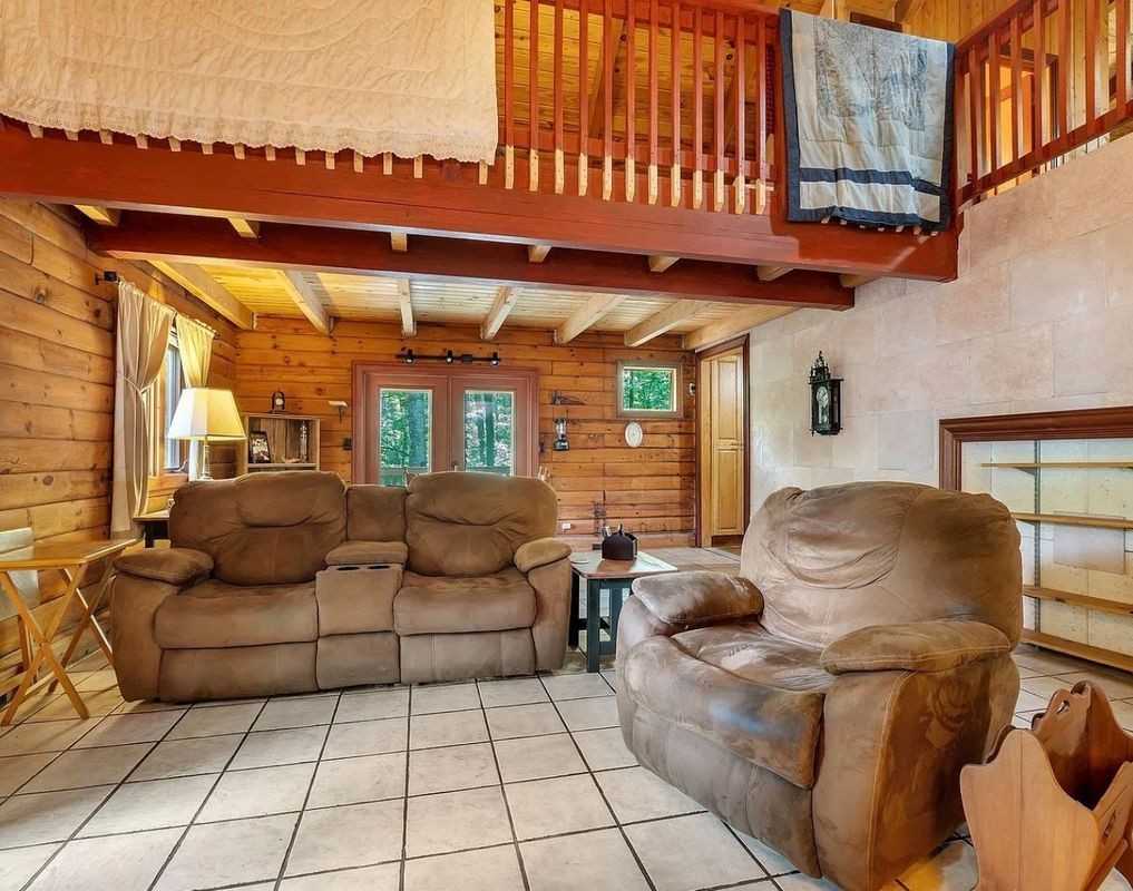 1214 Timber Run - Photo 4 of 22