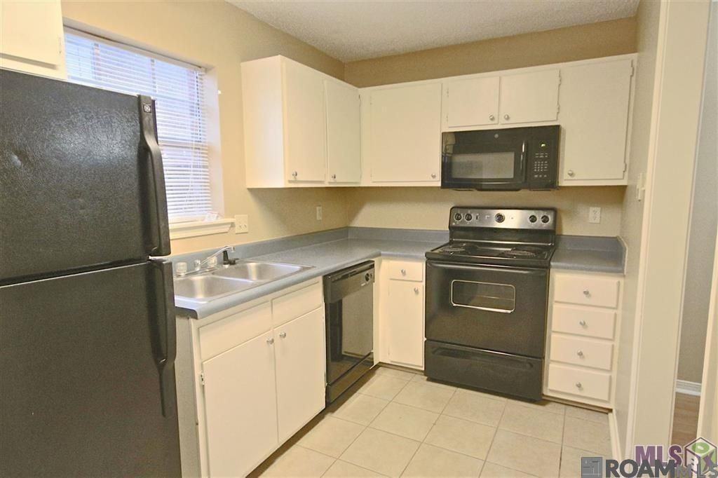 1716 Brightside Dr ##B - Photo 2 of 8