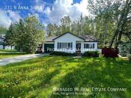 featured image of 331 Anna St N