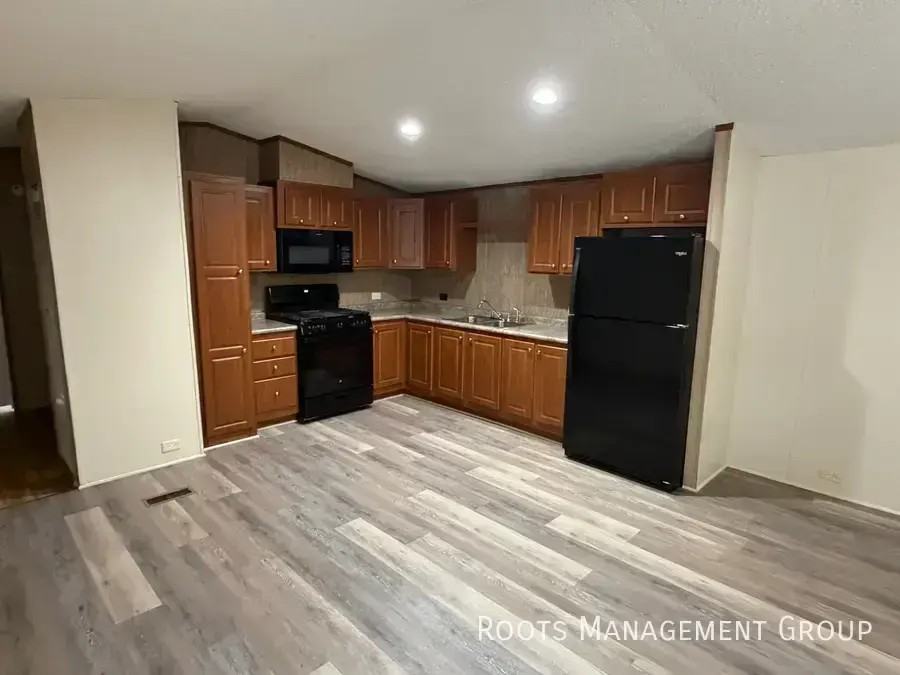 304 E 18th Pl #123 - Photo 4 of 18