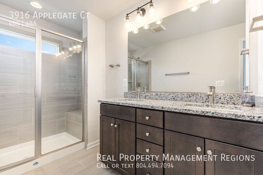 3916 Applegate Ct - Photo 4 of 34