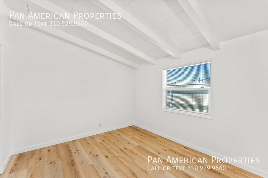 145 W Mayfair Ave - Photo 4 of 18